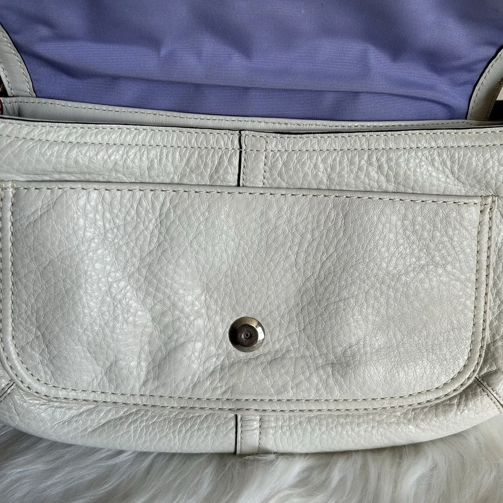 Coach Soho Chalk White Pebbled Leather Shoulder‎ Bag Good